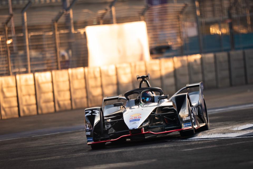 Formule E: Sébastien Buemi réussit une belle remontée pour renouer avec les points